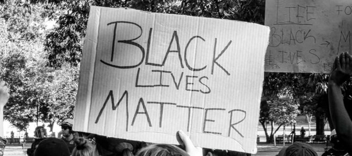 Uitnodiging Petitie racisme verplicht behandelen op school BLM Black Lives Matters