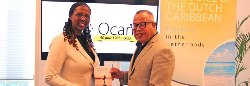 Ocan caribisisch boeken Spotlight Beverly Whitfiel The island remembers